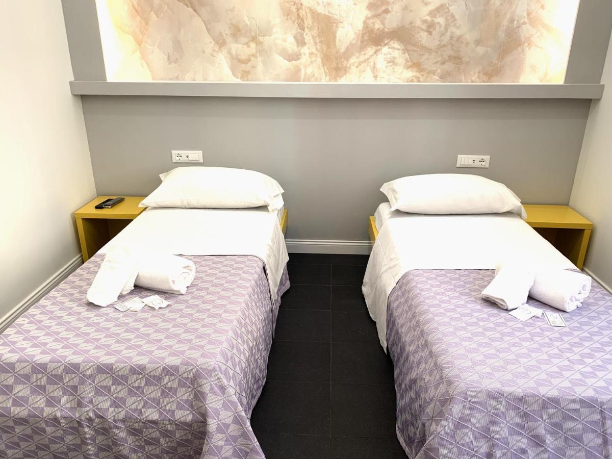 Legends Hostel Ρώμη Εξωτερικό φωτογραφία
