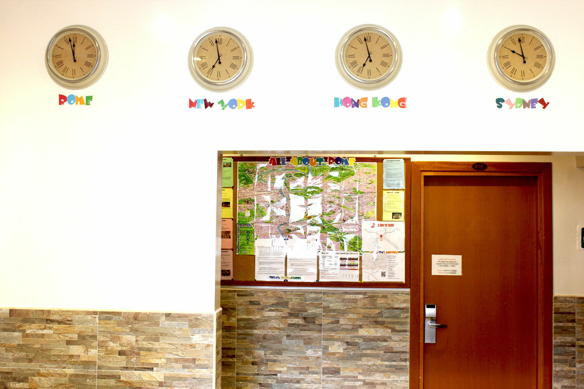 Legends Hostel Ρώμη Εξωτερικό φωτογραφία